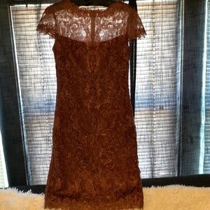 Tadashi Shoji Women's Corded Lace Cap-Sleeve Dress size 10